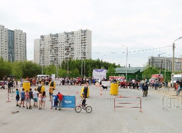 TlUZkMTzi28