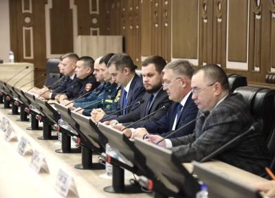 Нижневартовск готовится к весеннему половодью Нижневартовск готовится к весеннему половодью