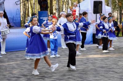 Нас всех объединил Самотлор! Нас всех объединил Самотлор!