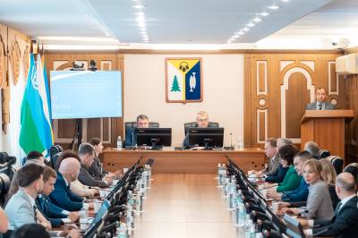 Депутаты Нижневартовска внесли изменения в бюджет города 