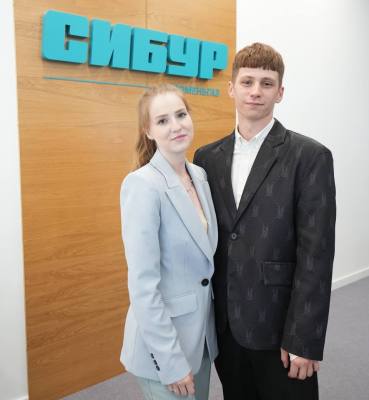 Год молодой семьи в Югре: «Мы - семья» Год молодой семьи в Югре: «Мы - семья»